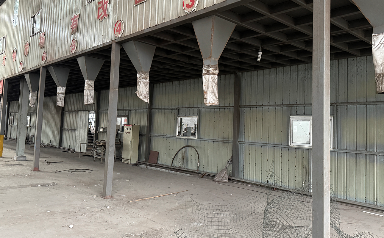 Huadong-Environmental-Protection-Technology-Co.,-Ltd.-WPC-Wood-Plastic-Composite-Flooring-Production-Line-Turnkey-Project3